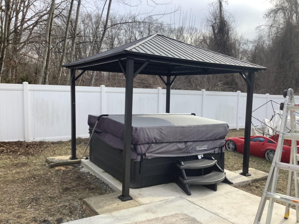 Gazebo assembly in Deptford