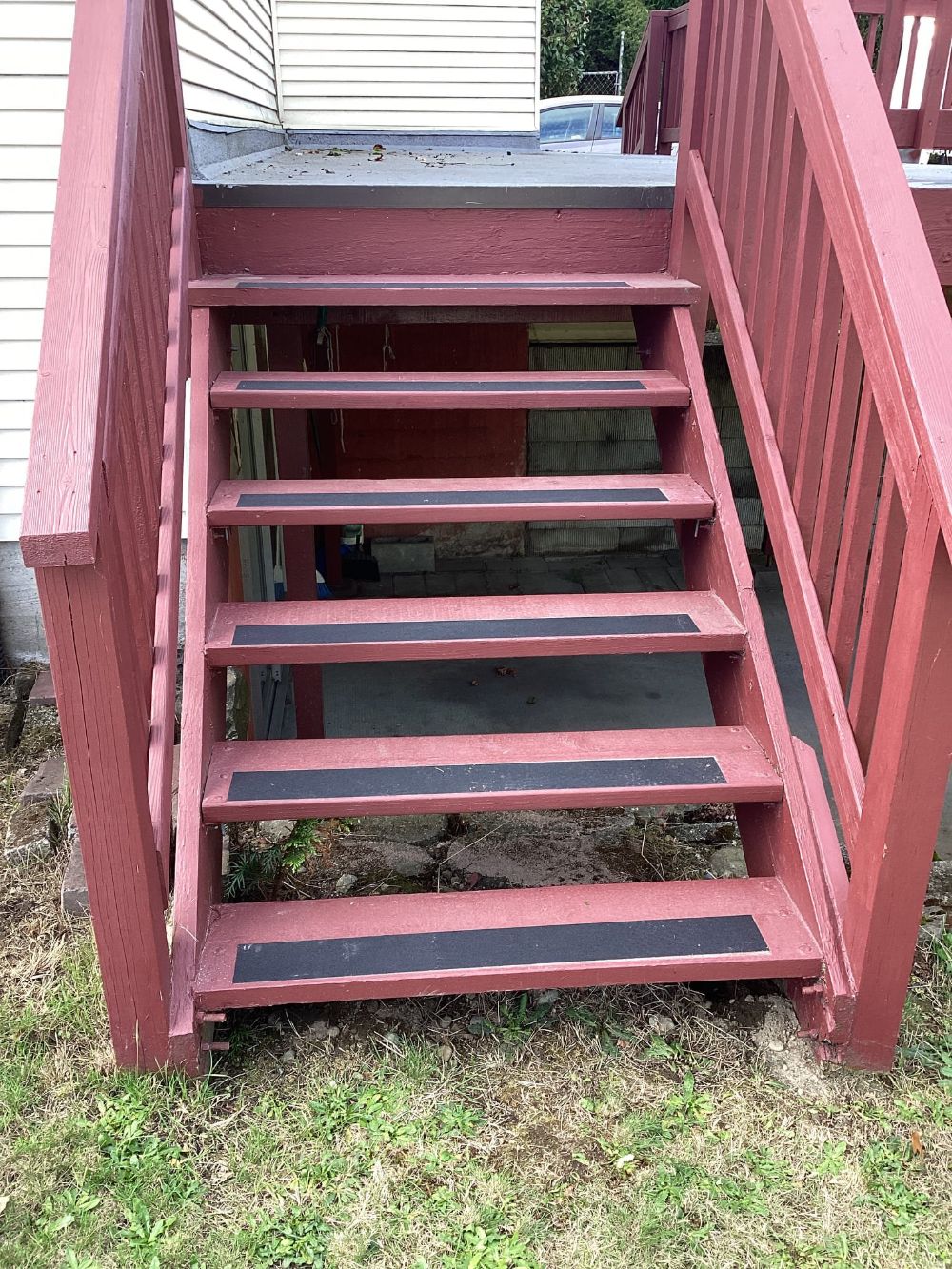 Safety traction steps