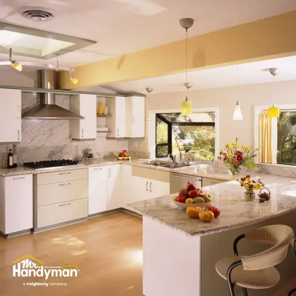 Kitchen cabinet update