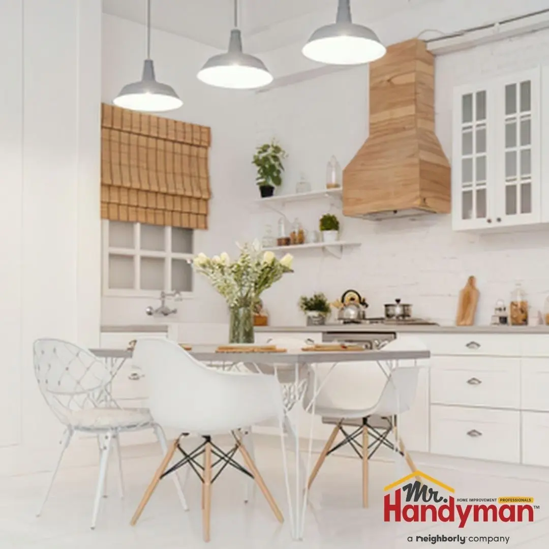 A clean and modern kitchen.