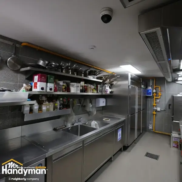 Commerical kitchen maintenance