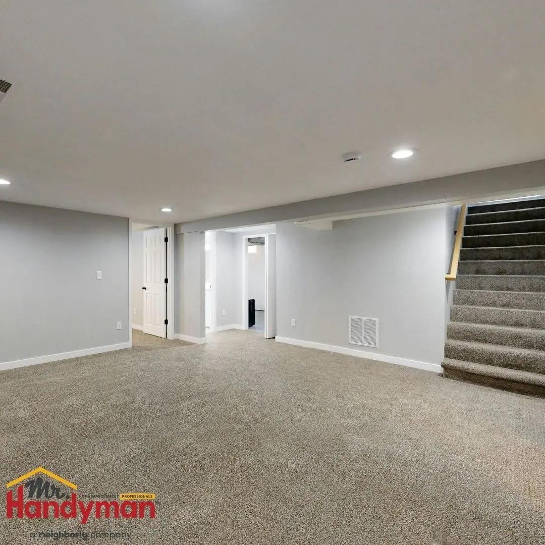 An open space room.