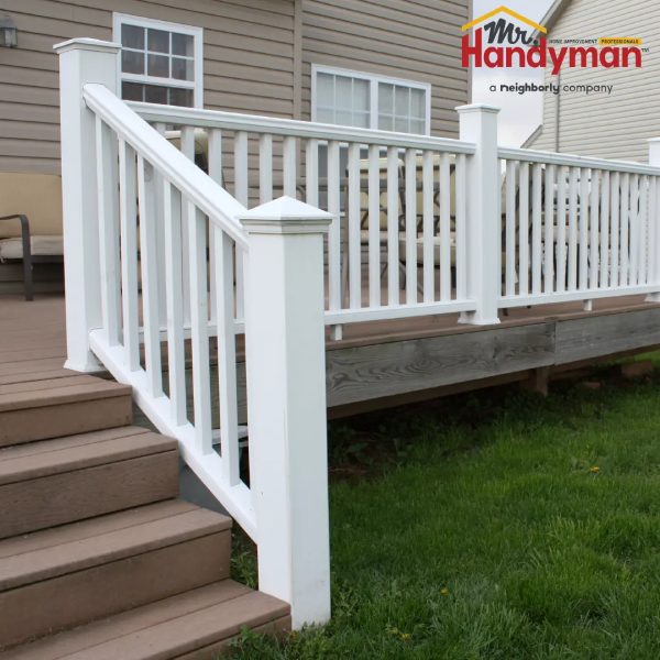 Vinyl Deck Railing.