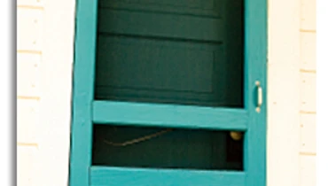Green screen door.