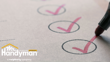 New year home checklist.